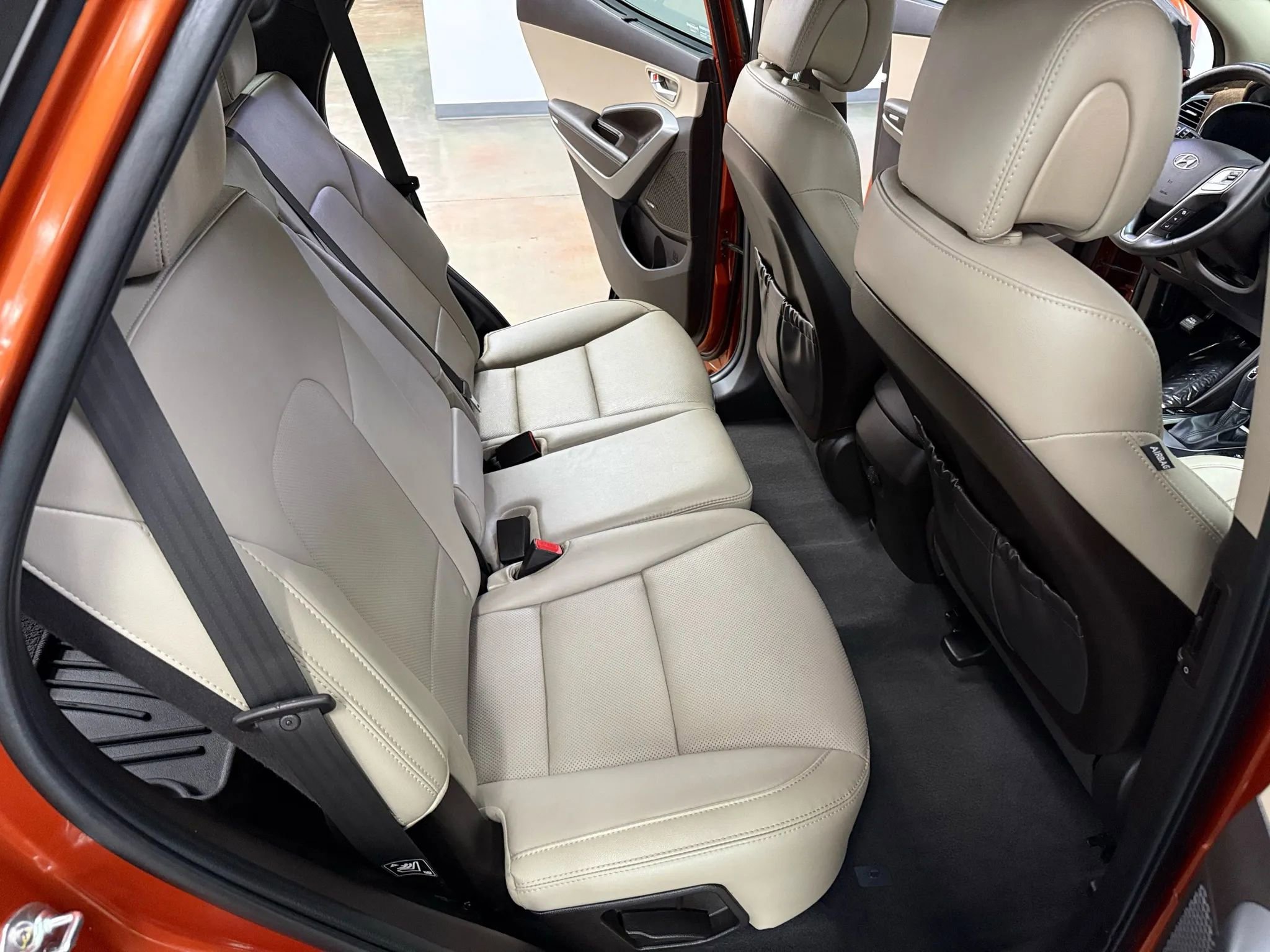 Used 2018 Hyundai Santa Fe Sport w/ Cargo Package FWD image 16