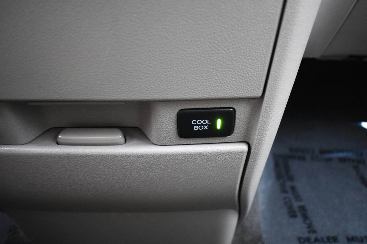 Used 2011 Honda Odyssey EX-L image 23