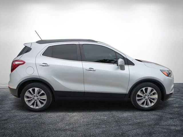 Used 2018 Buick Encore Preferred image 2