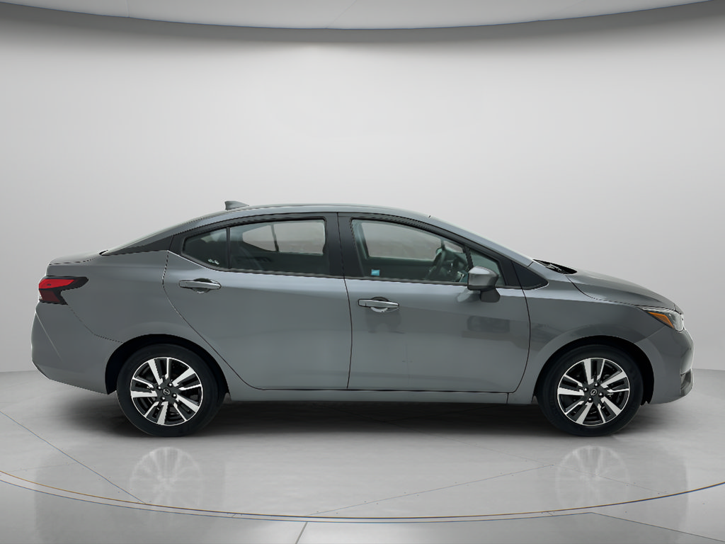Used 2025 Nissan Versa SV FWD image 6