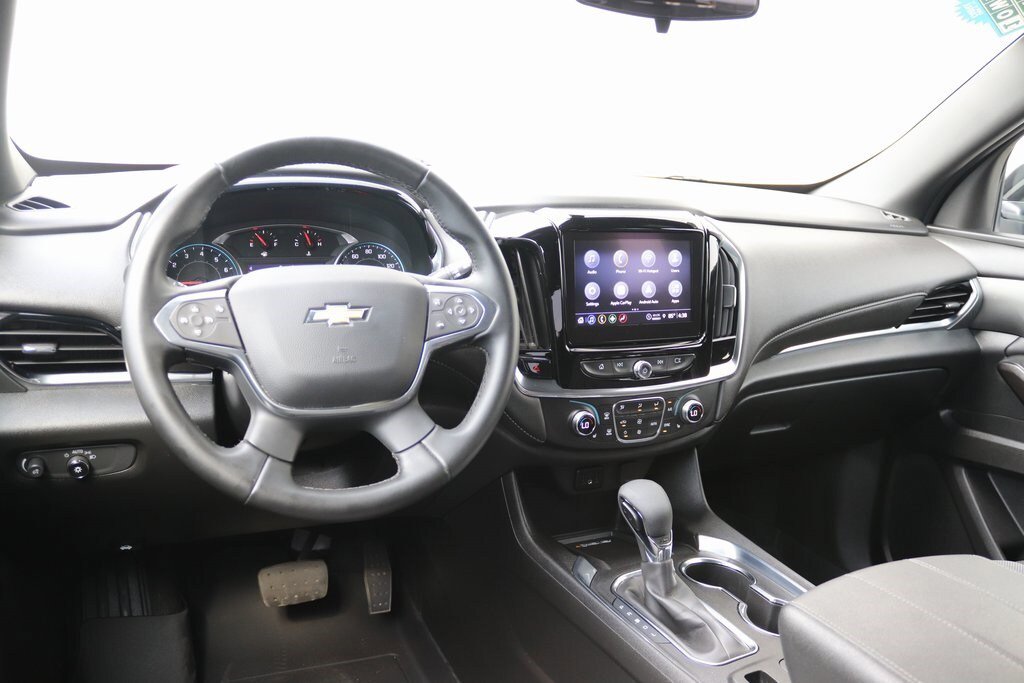 Used 2023 Chevrolet Traverse LT AWD/4WD image 39