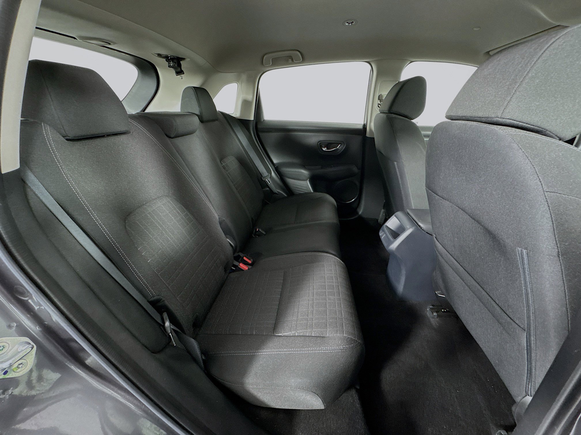 Certified 2023 Honda HR-V LX image 24