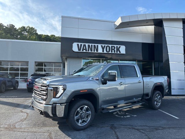 New 2026 GMC Sierra 2500 SLT w/ SLT Premium Package