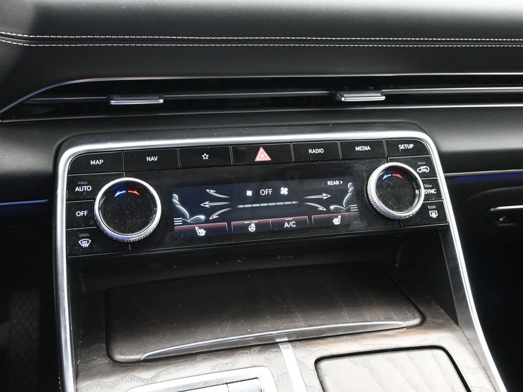 Used 2024 Genesis GV80 2.5T AWD/4WD image 21