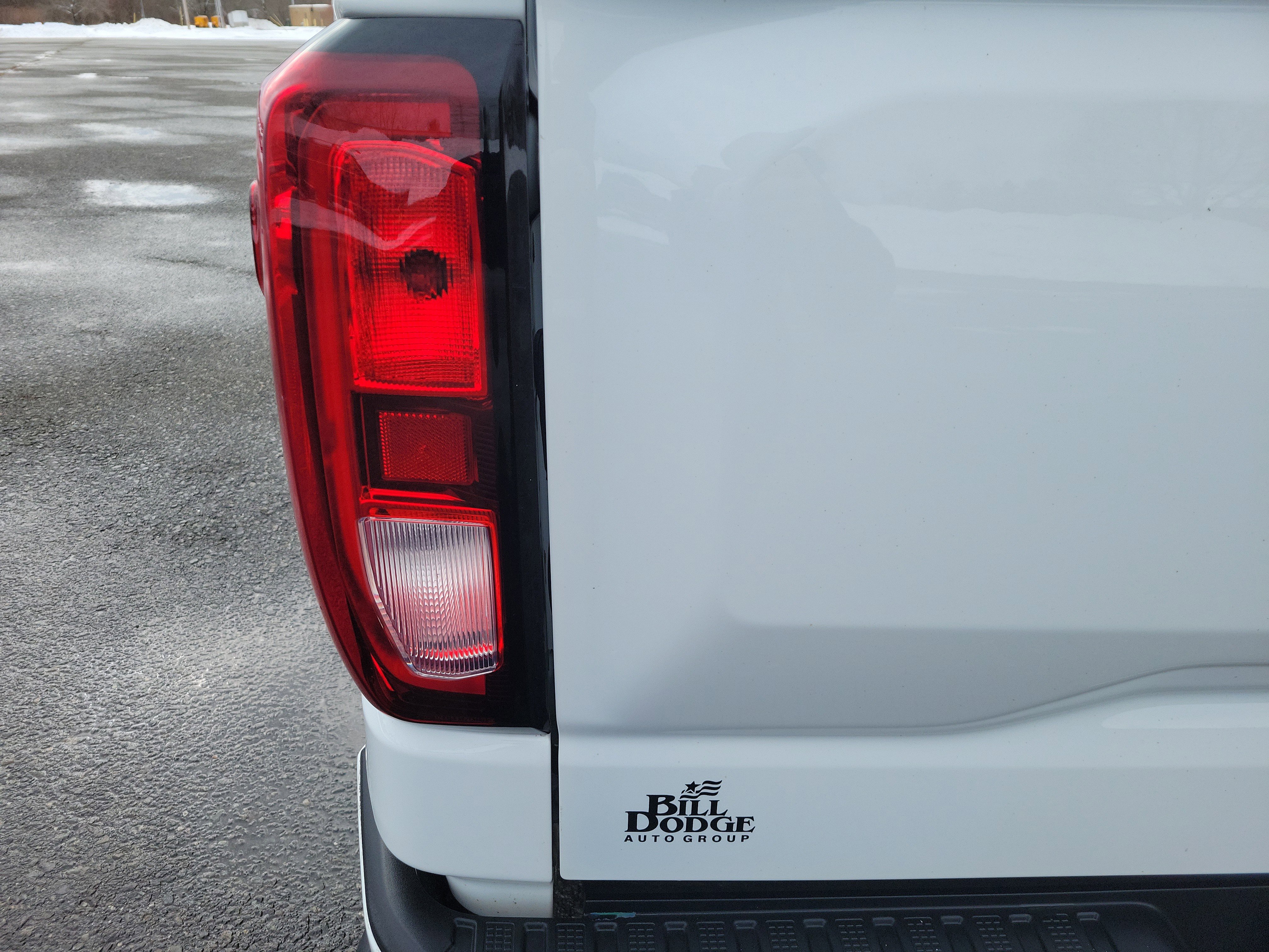 Used 2020 GMC Sierra 1500 Elevation w/ Elevation Value Package image 11