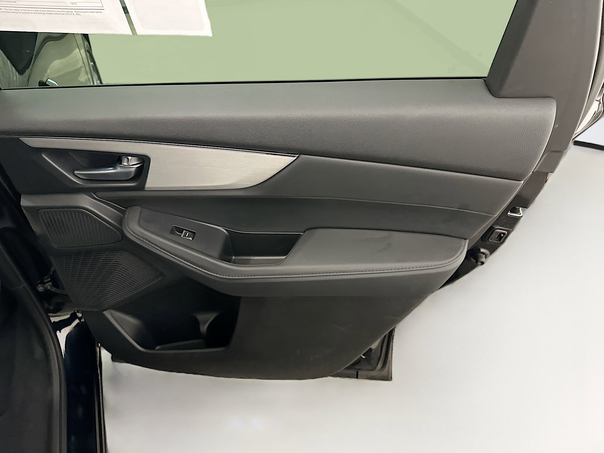 Used 2025 Acura MDX SH-AWD image 31