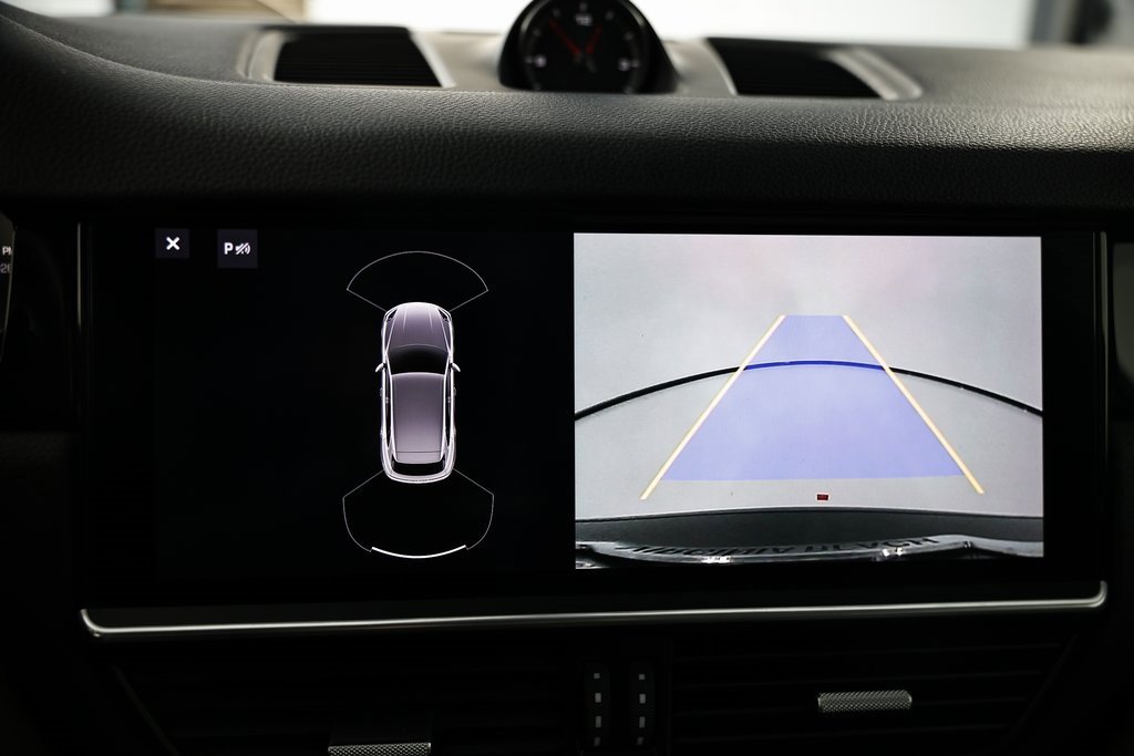 Certified 2020 Porsche Cayenne image 35