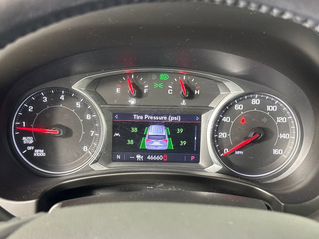 Used 2022 GMC Terrain SLT w/ Infotainment Package II FWD image 13