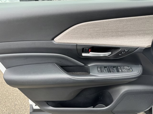 Used 2024 Toyota Grand Highlander AWD image 28