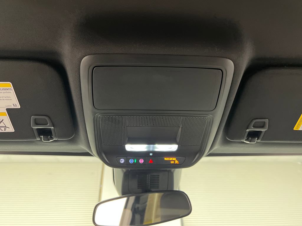 Used 2026 Chevrolet Equinox LT FWD image 55