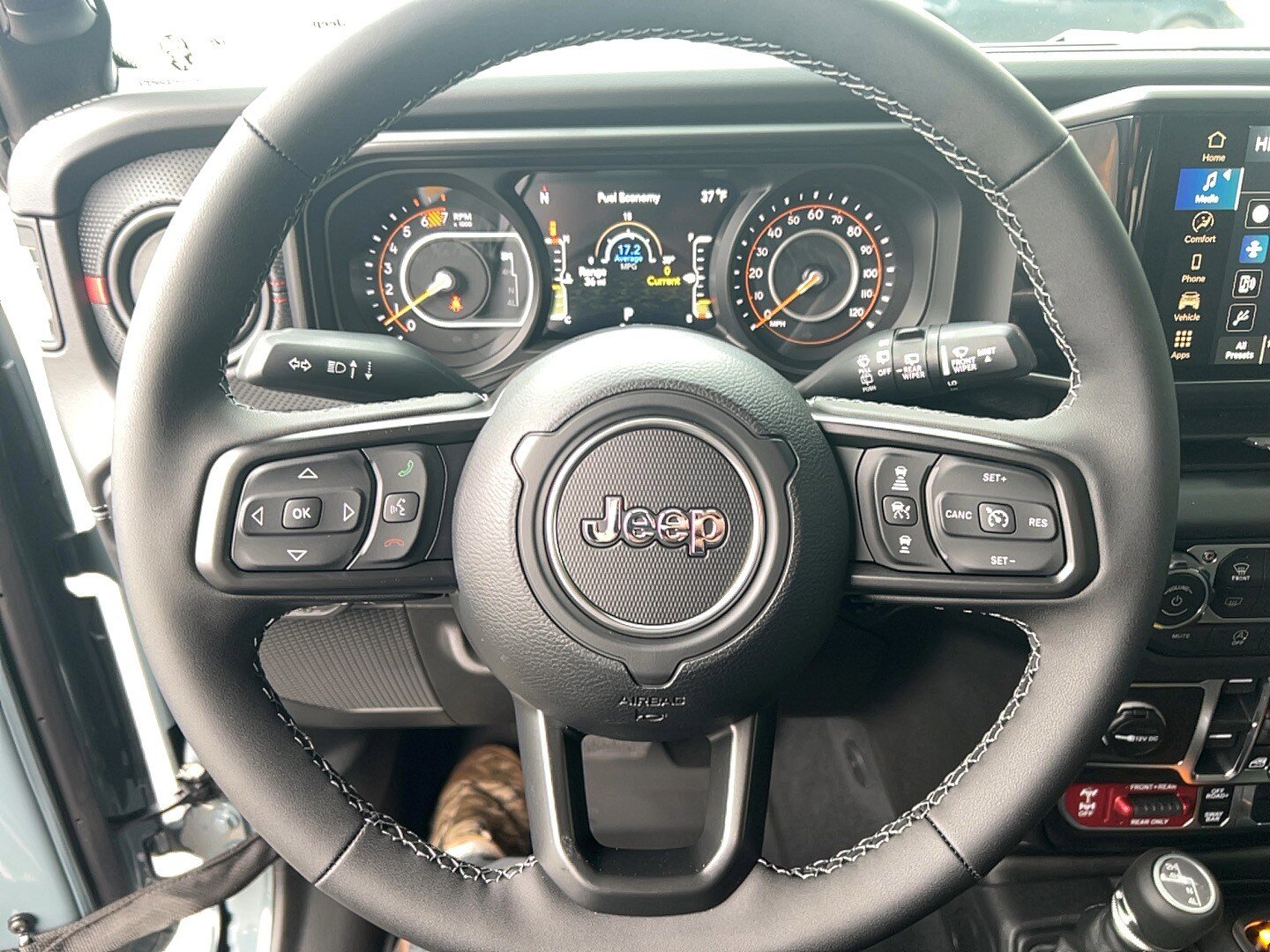 New 2026 Jeep Wrangler Unlimited Rubicon AWD/4WD image 34
