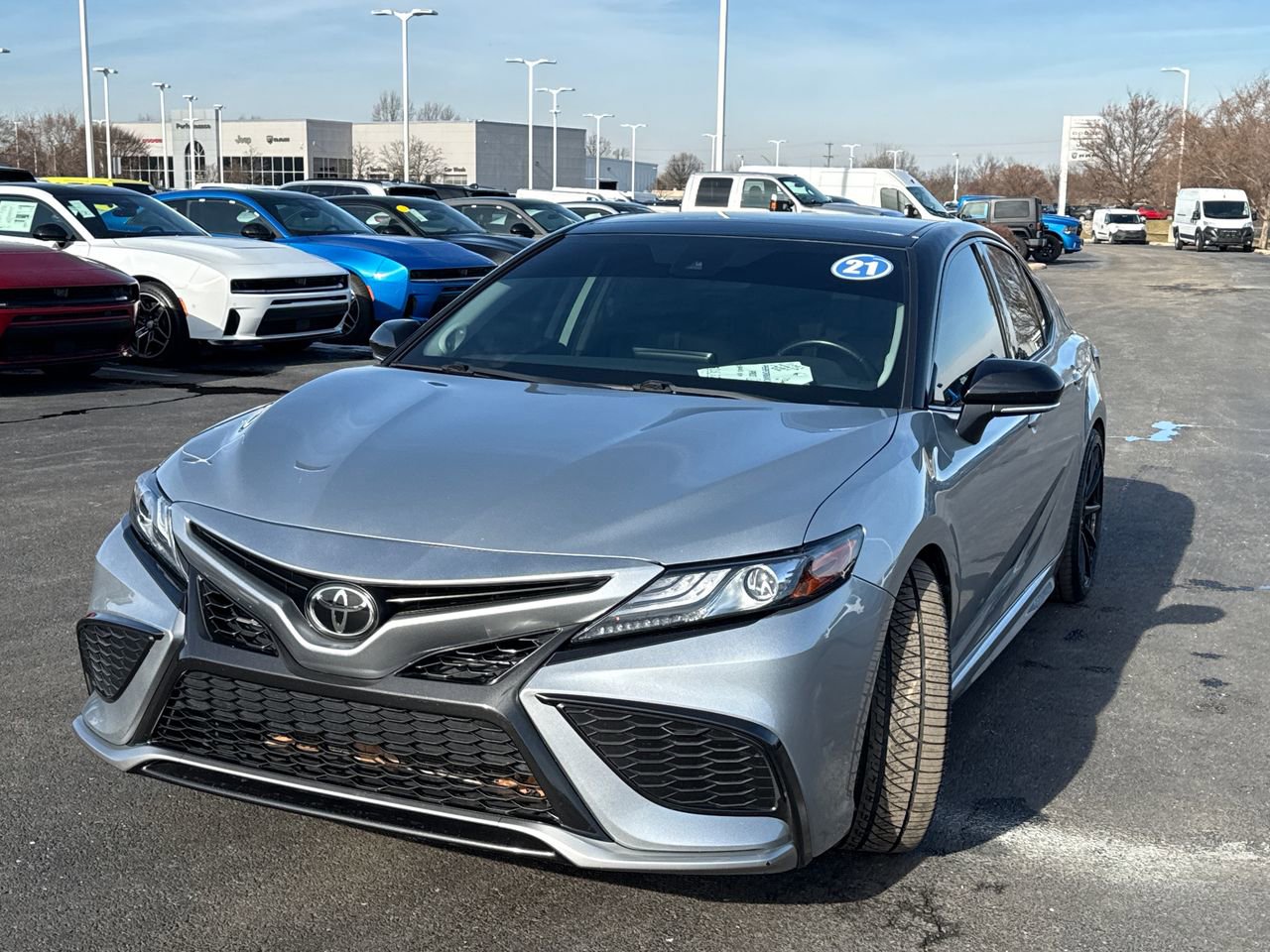 Used 2021 Toyota Camry XSE image 7