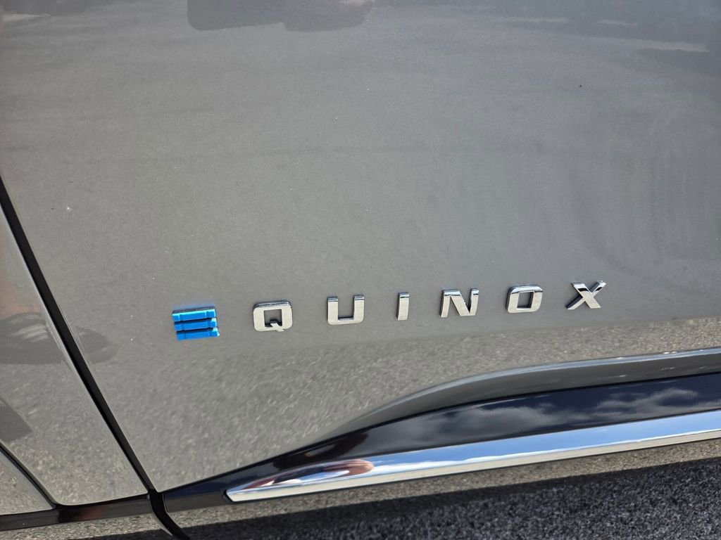 Certified 2025 Chevrolet Equinox EV LT w/ Convenience Package image 4