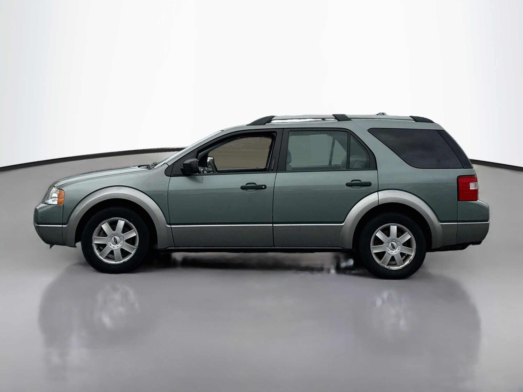 Used 2006 Ford Freestyle SE FWD image 4