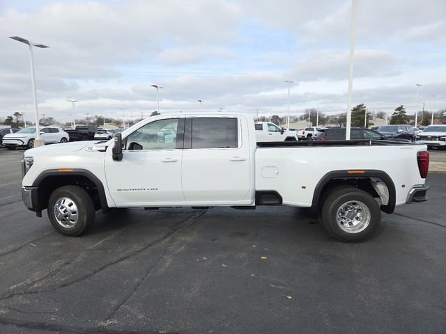 New 2026 GMC Sierra 3500 SLE w/ SLE Value Package AWD/4WD image 23