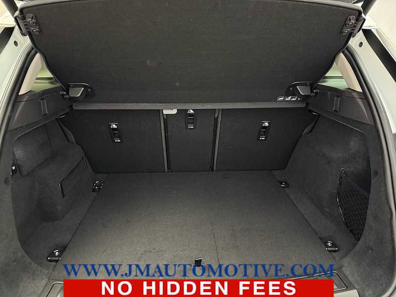 Used 2020 Land Rover Range Rover Evoque SE image 17