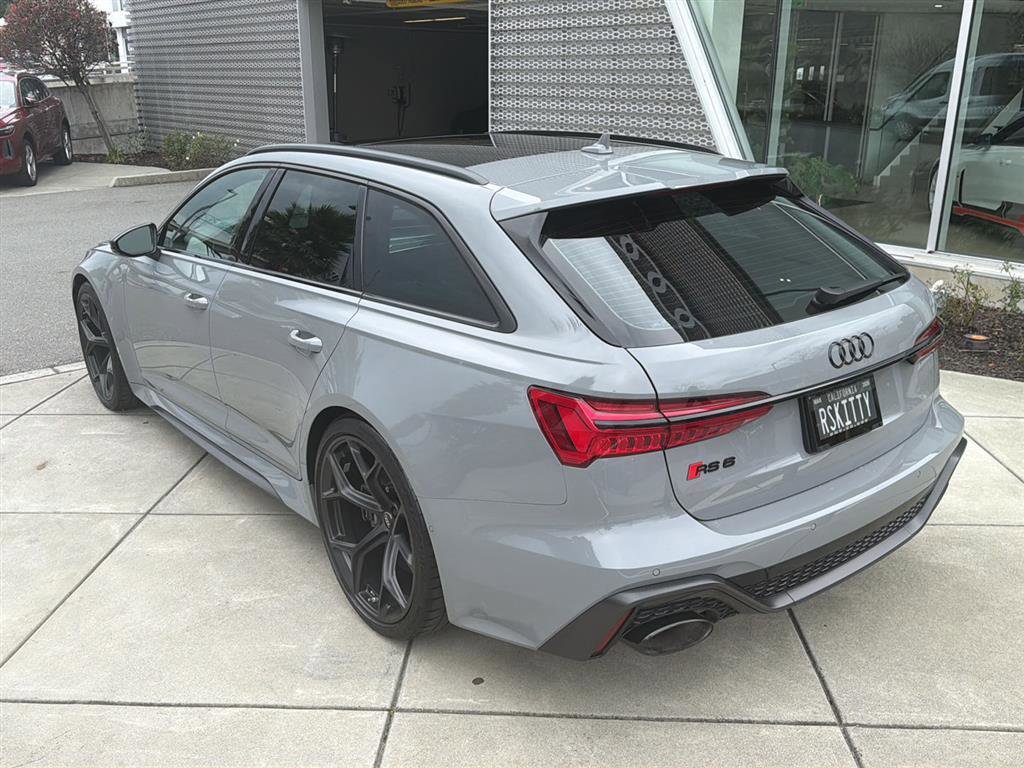 Used 2025 Audi RS 6 performance image 8