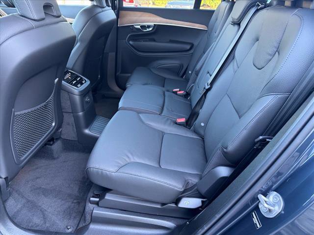 New 2025 Volvo XC90 T8 Plus w/ Protection Package Premier image 21