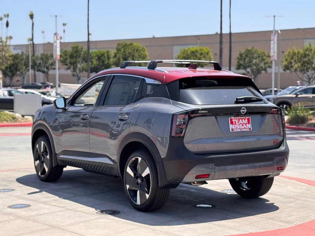 New 2025 Nissan Kicks SR FWD video 5