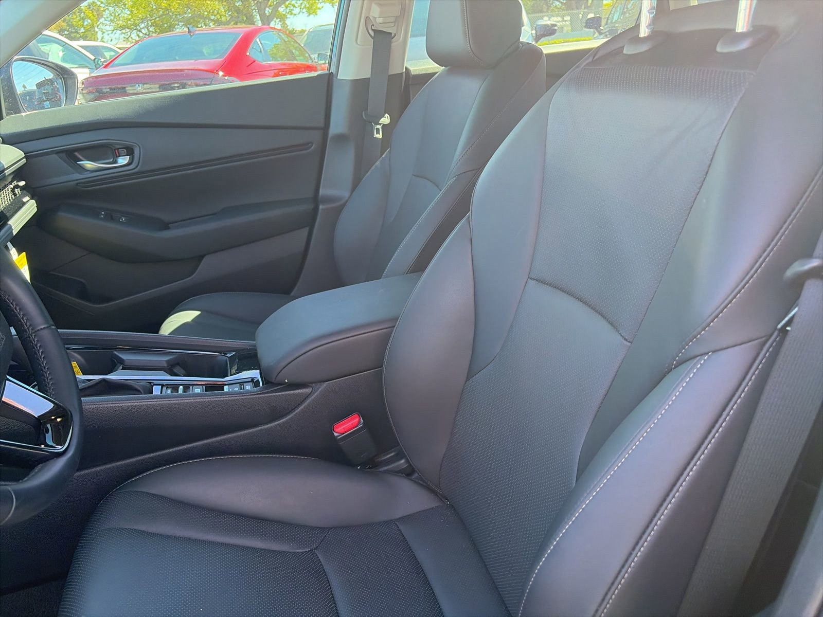 Used 2025 Honda Accord EX-L image 12