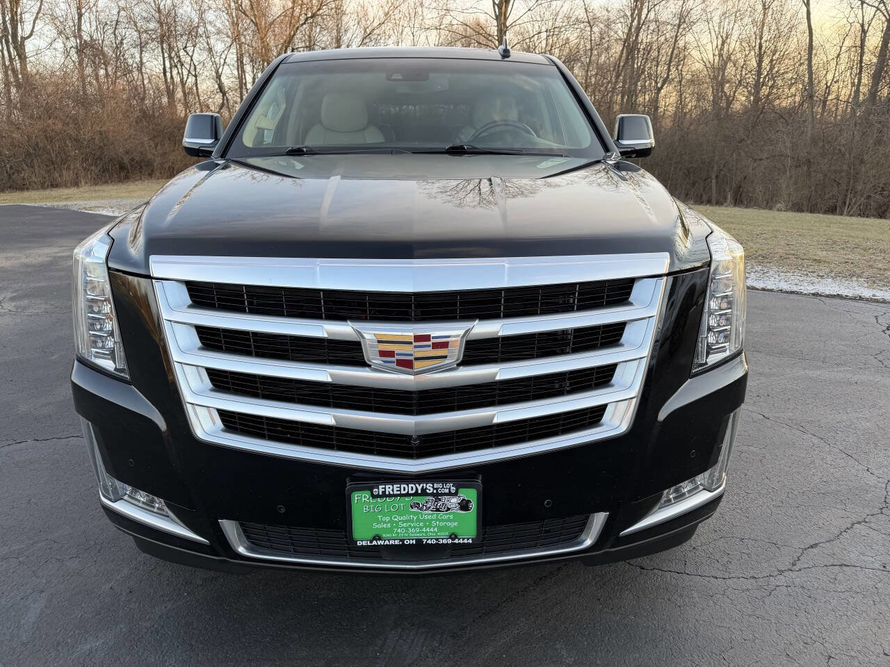 Used 2016 Cadillac Escalade Premium image 3