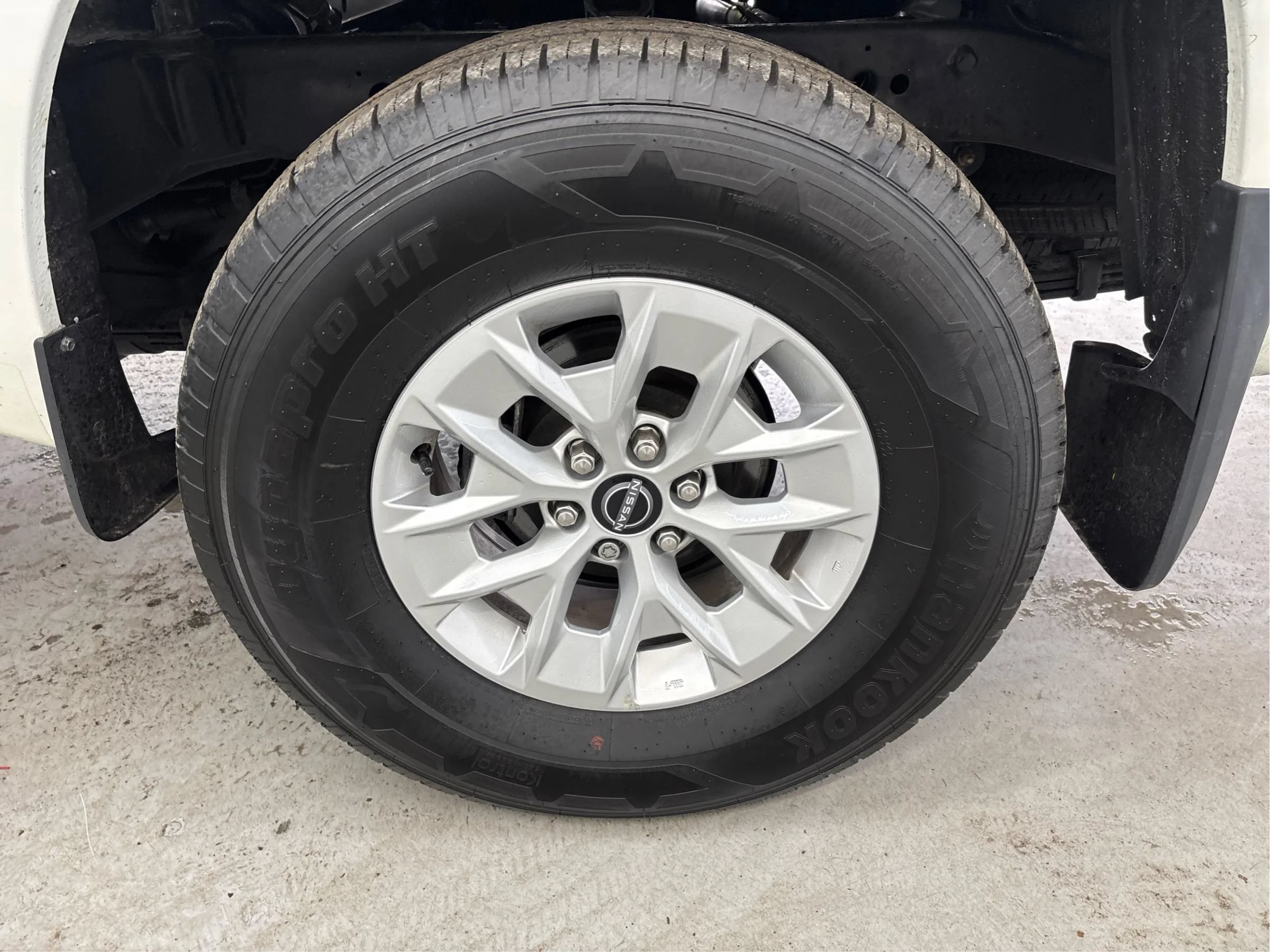 Used 2025 Nissan Frontier S AWD/4WD image 29