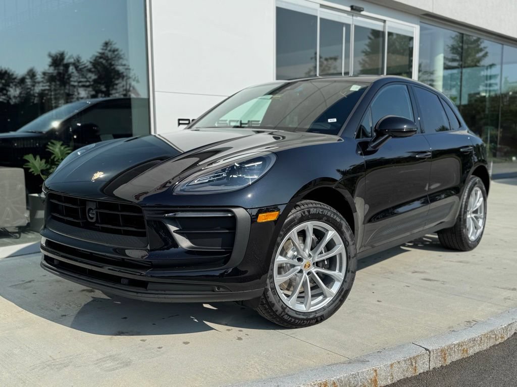 Certified 2025 Porsche Macan AWD/4WD video 1