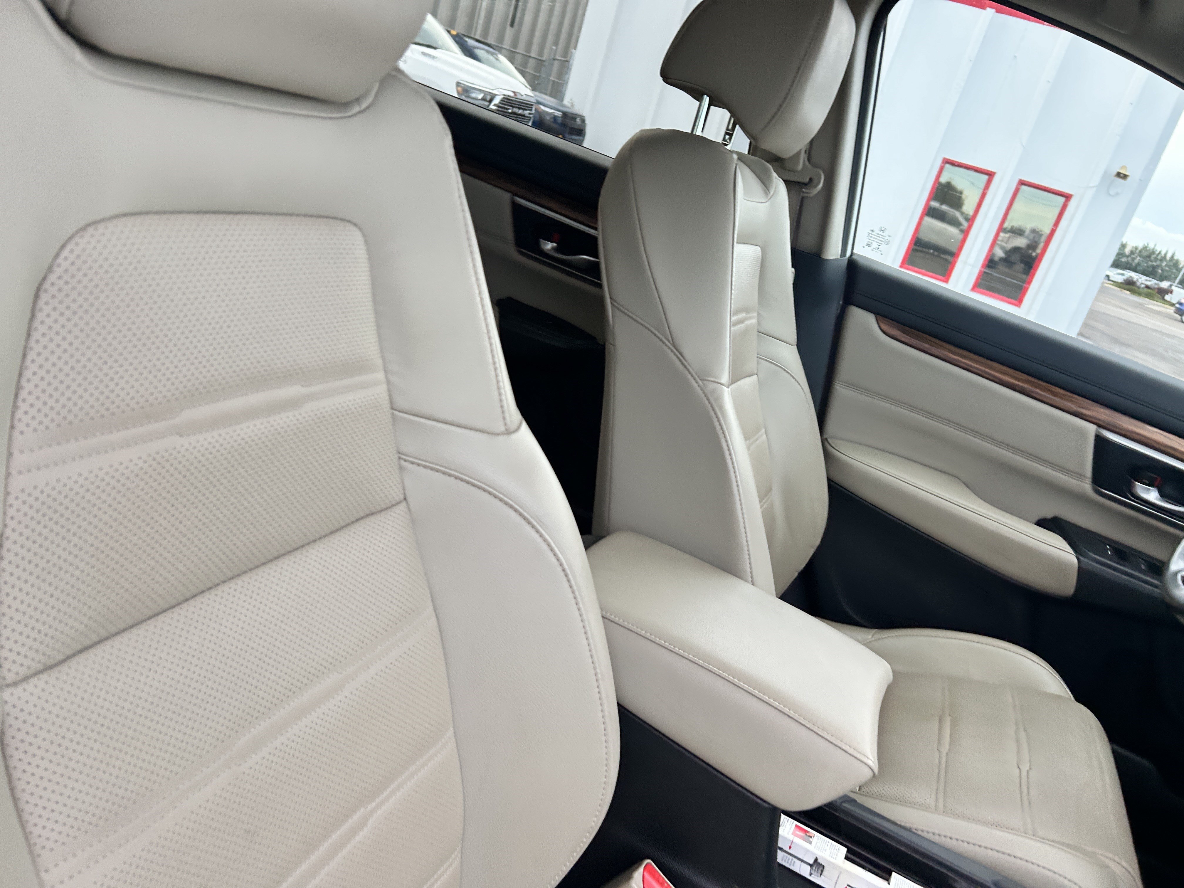 Used 2022 Honda CR-V EX-L image 14