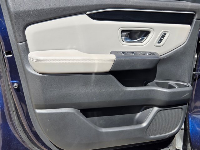 Used 2024 Honda Pilot Touring image 10