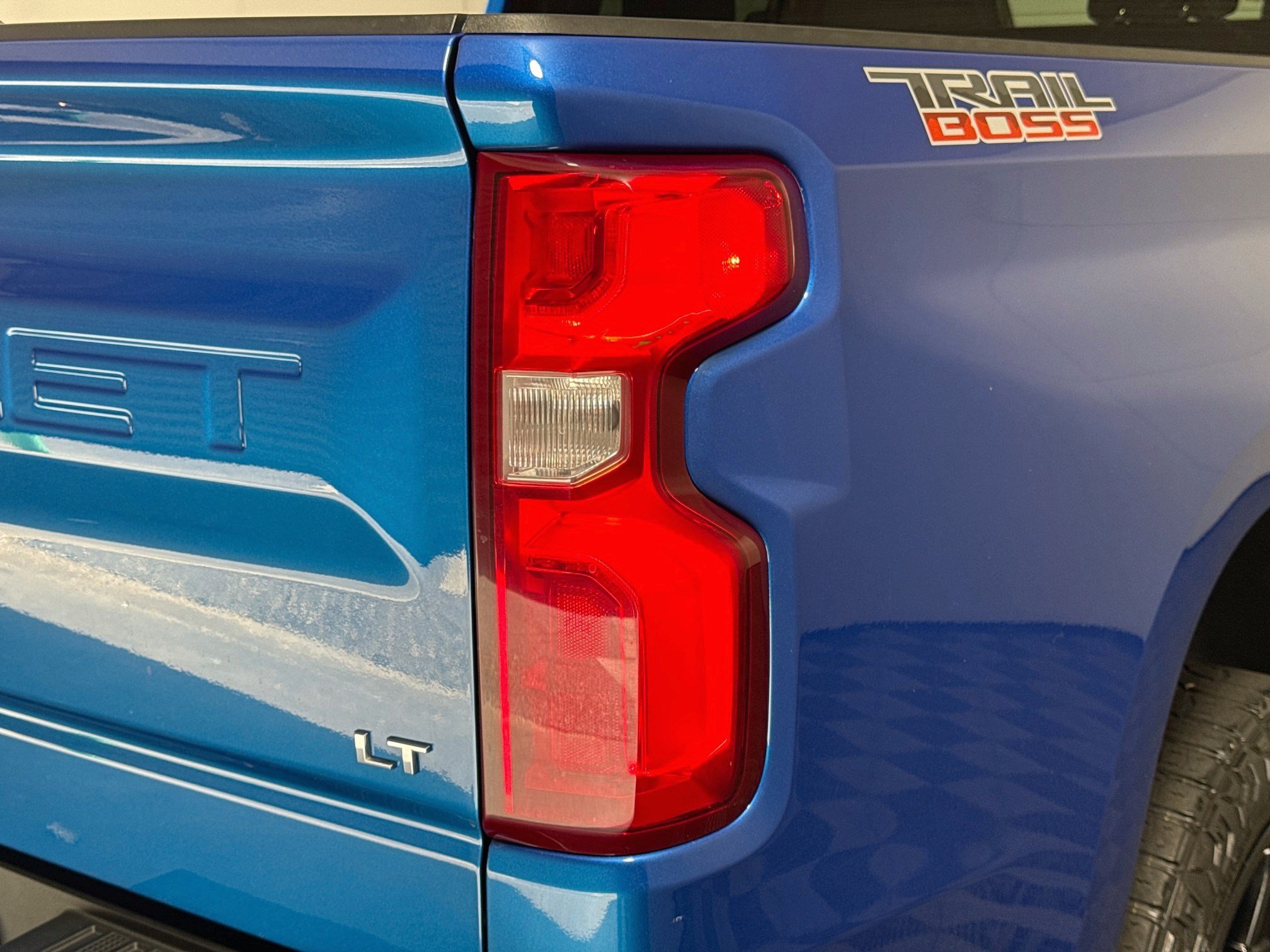Used 2022 Chevrolet Silverado 1500 LT Trail Boss AWD/4WD image 34