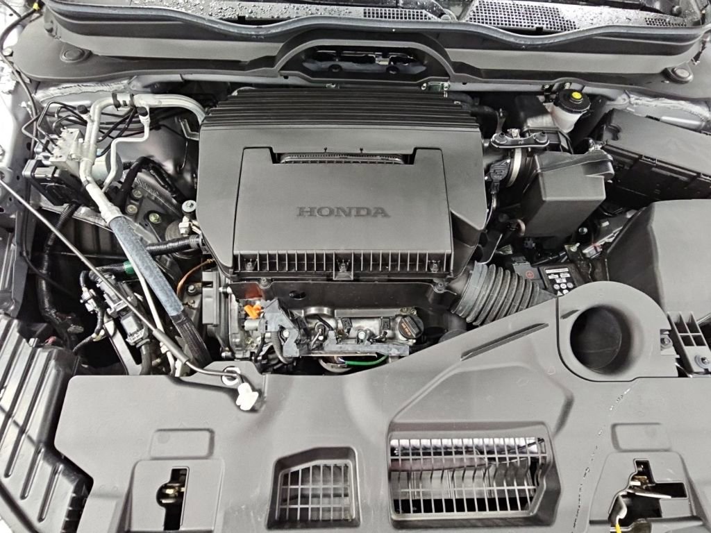Used 2025 Honda Pilot TrailSport image 41