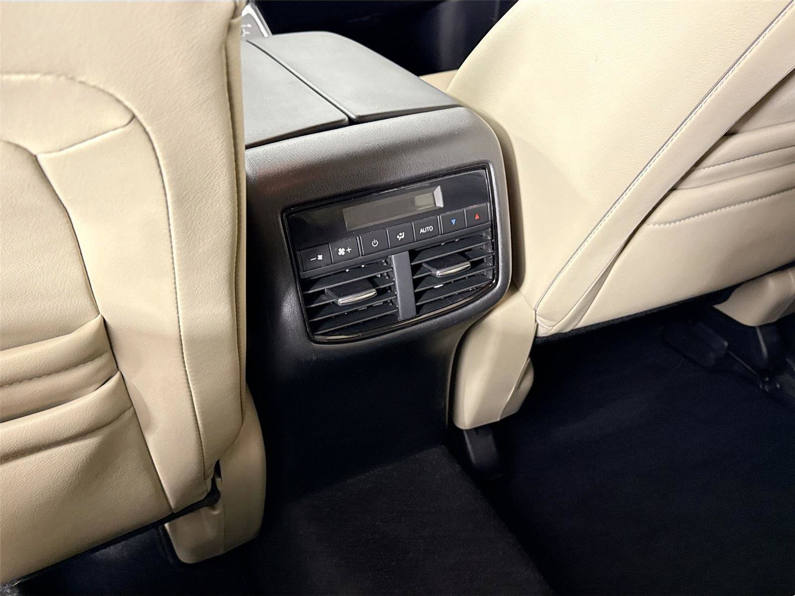 Used 2020 MAZDA CX-9 Touring image 36