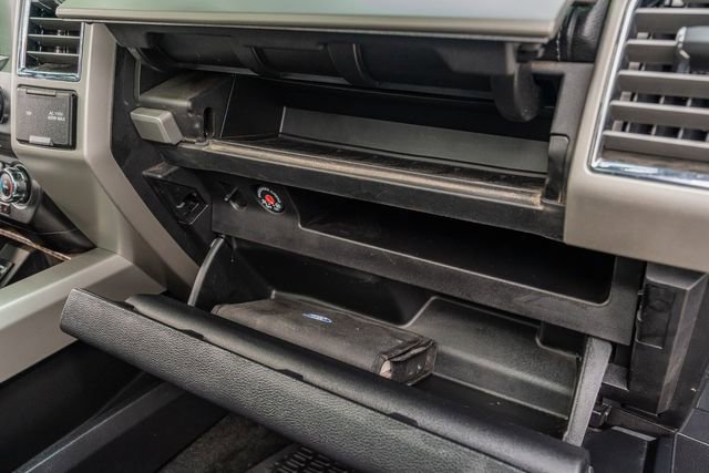 Used 2017 Ford F250 Lariat w/ Lariat Ultimate Package AWD/4WD image 48