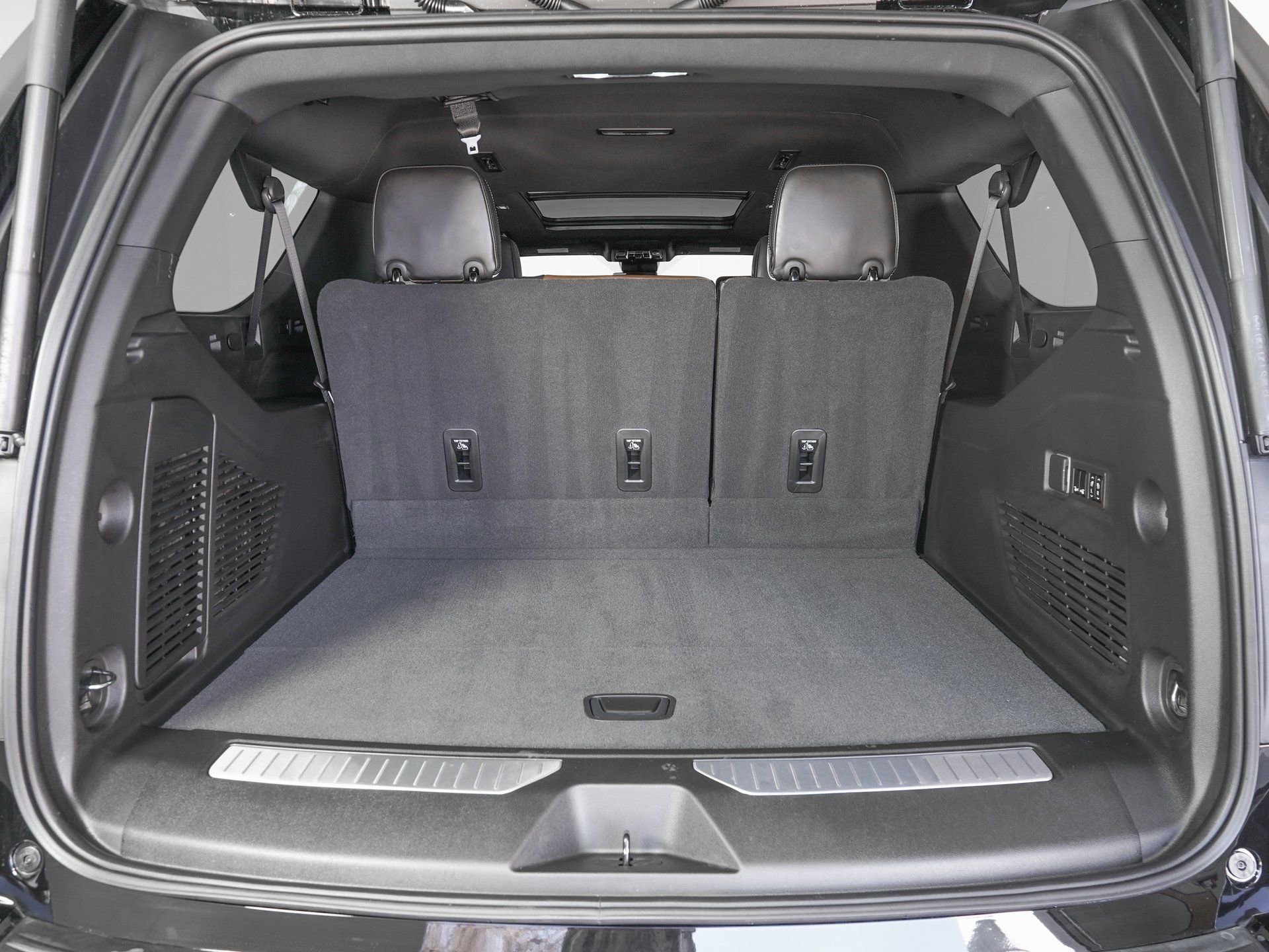 Used 2026 GMC Yukon XL Denali Ultimate image 13