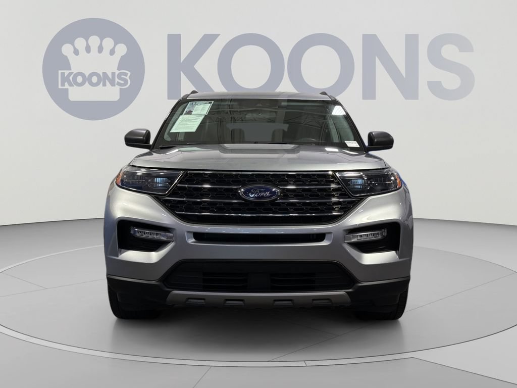 Used 2024 Ford Explorer XLT w/ Equipment Group 202A AWD/4WD image 11