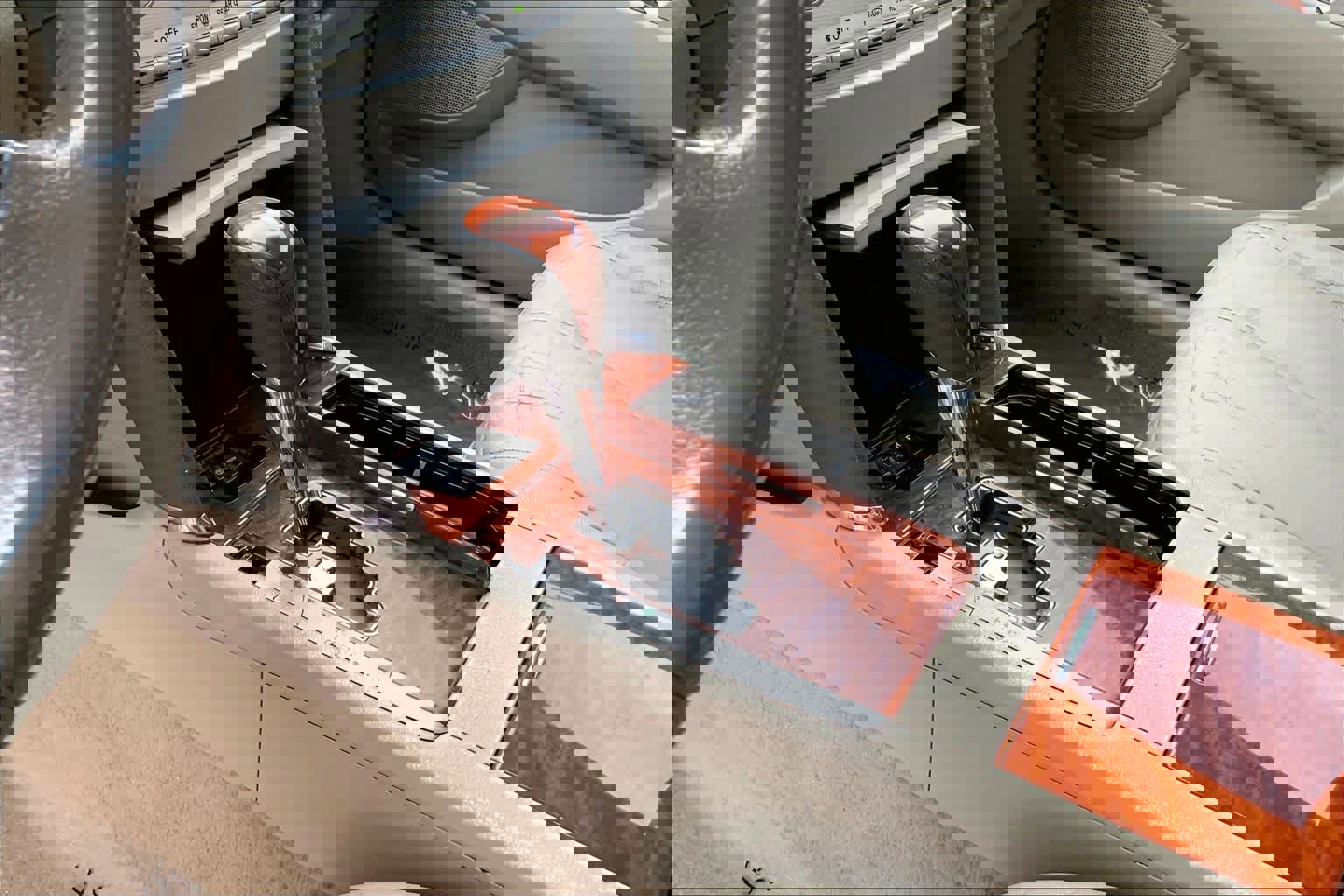 Used 2011 Toyota Camry XLE w/ XLE Extra-Value Pkg #1 FWD image 15