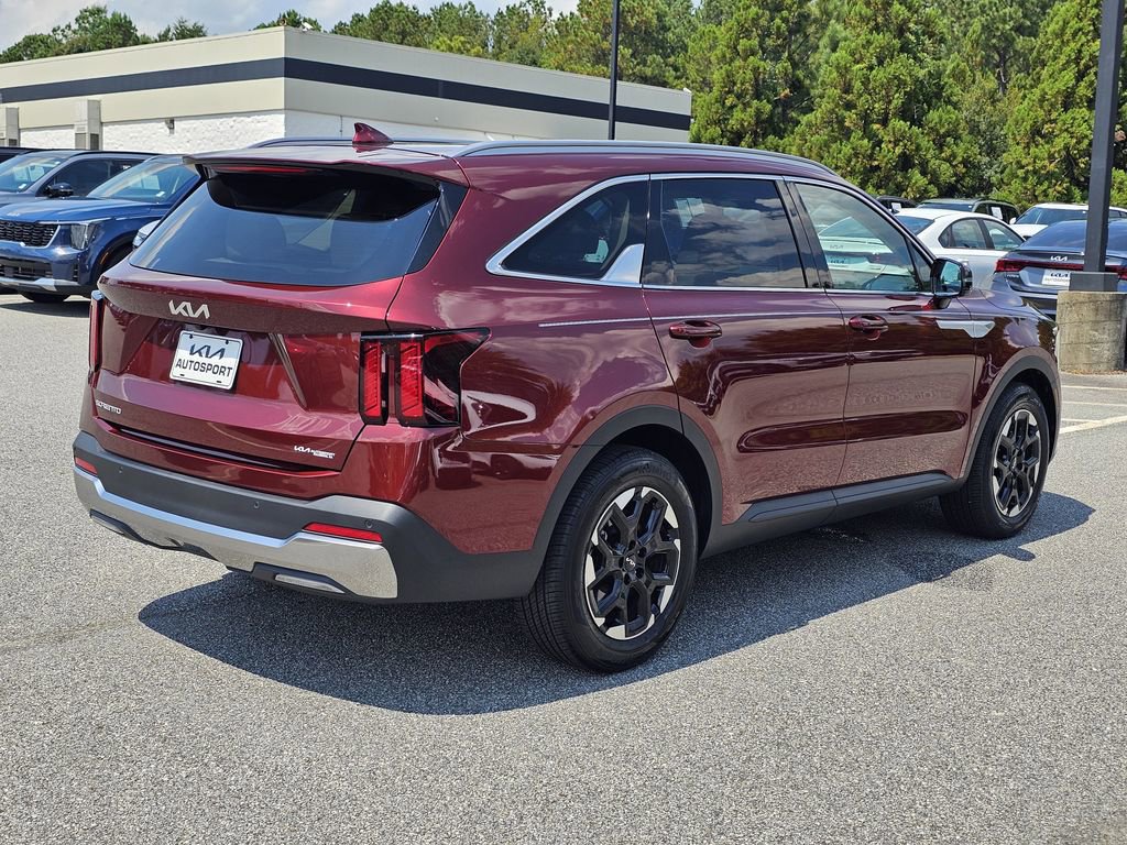 Used 2025 Kia Sorento S w/ Panoramic Sunroof Package image 8