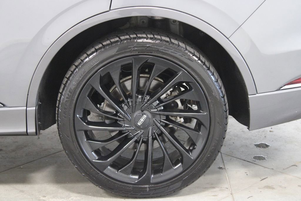 Used 2022 Lincoln Aviator Reserve w/ Equipment Group 201A AWD/4WD image 17