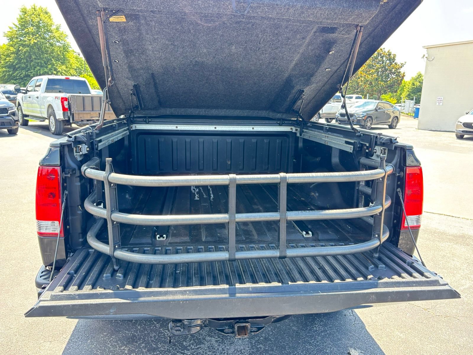 Used 2006 Nissan Titan SE RWD image 13