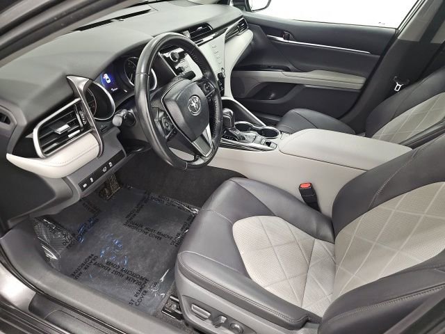 Used 2019 Toyota Camry XLE image 14