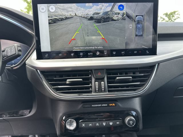 Used 2024 Ford Escape Platinum AWD/4WD image 23
