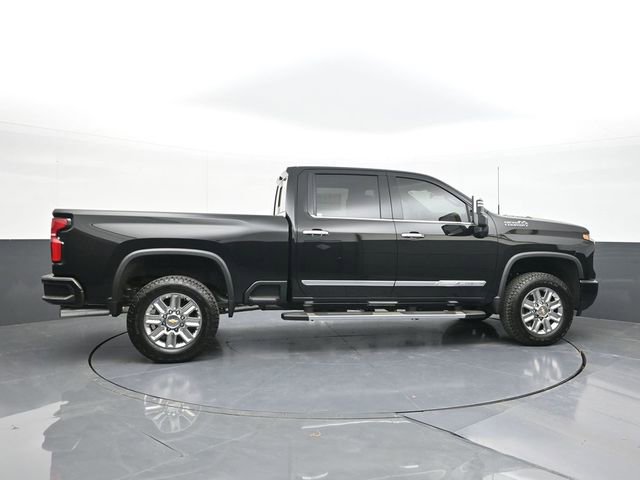 New 2026 Chevrolet Silverado 2500 High Country w/ High Country Premium Package AWD/4WD image 18