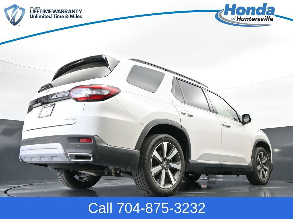 Used 2023 Honda Pilot Touring image 36