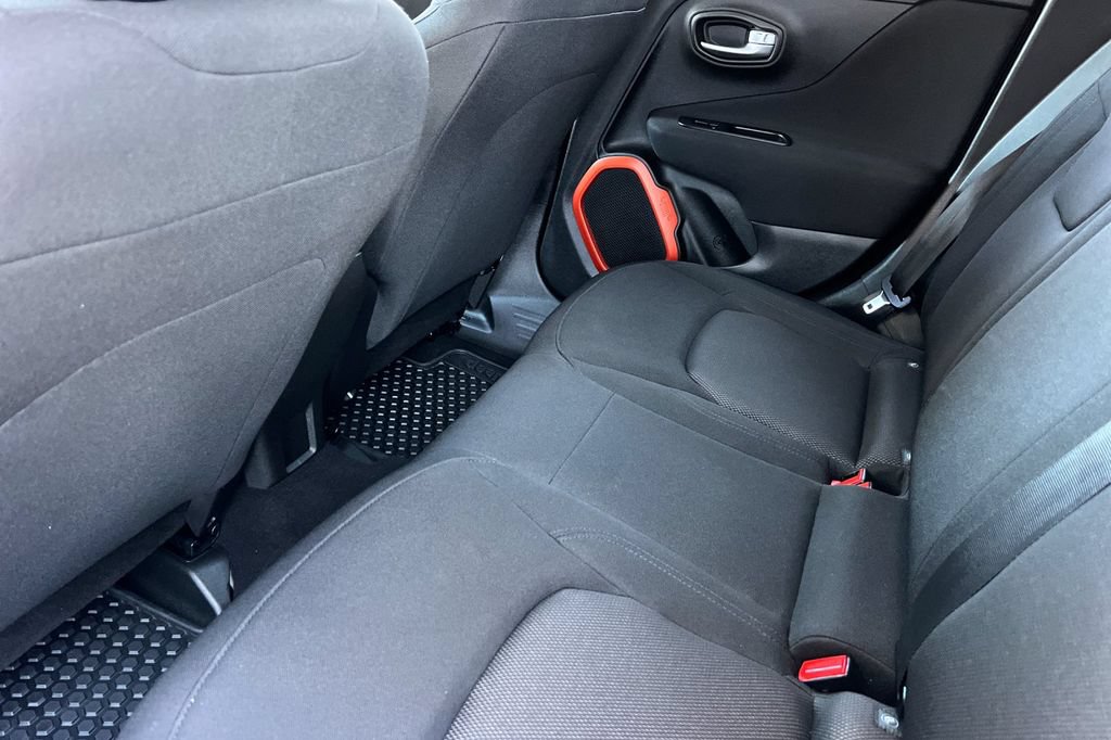 Used 2018 Jeep Renegade Sport w/ Power & Air Group AWD/4WD image 14