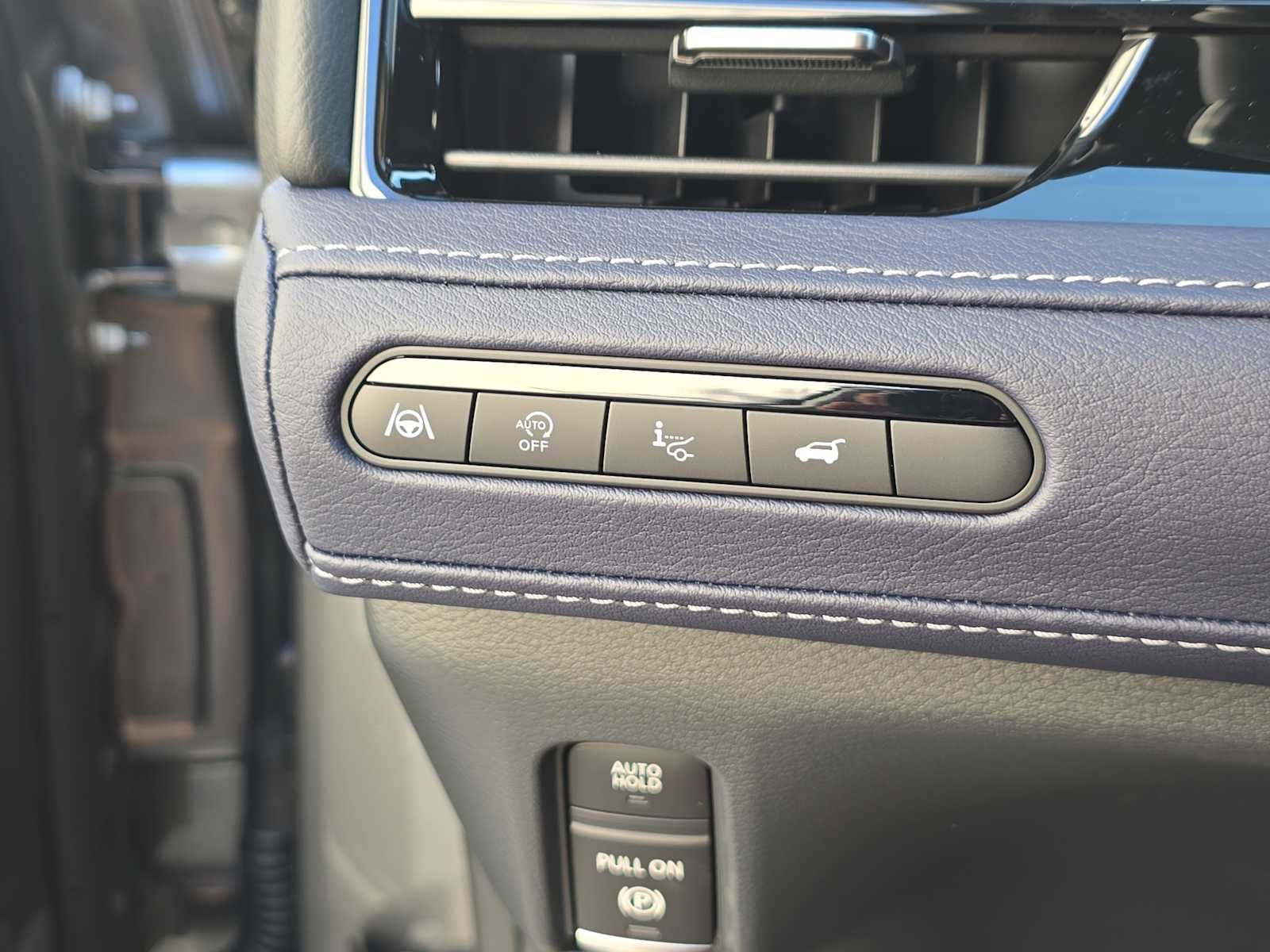 New 2026 INFINITI QX80 4WD w/ Sport Exterior Package image 22