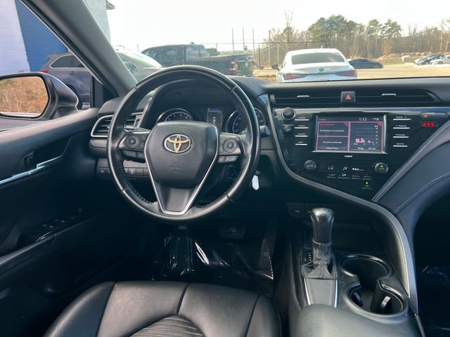 Used 2020 Toyota Camry SE image 15