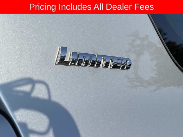 Used 2021 Toyota 4Runner Limited RWD image 3