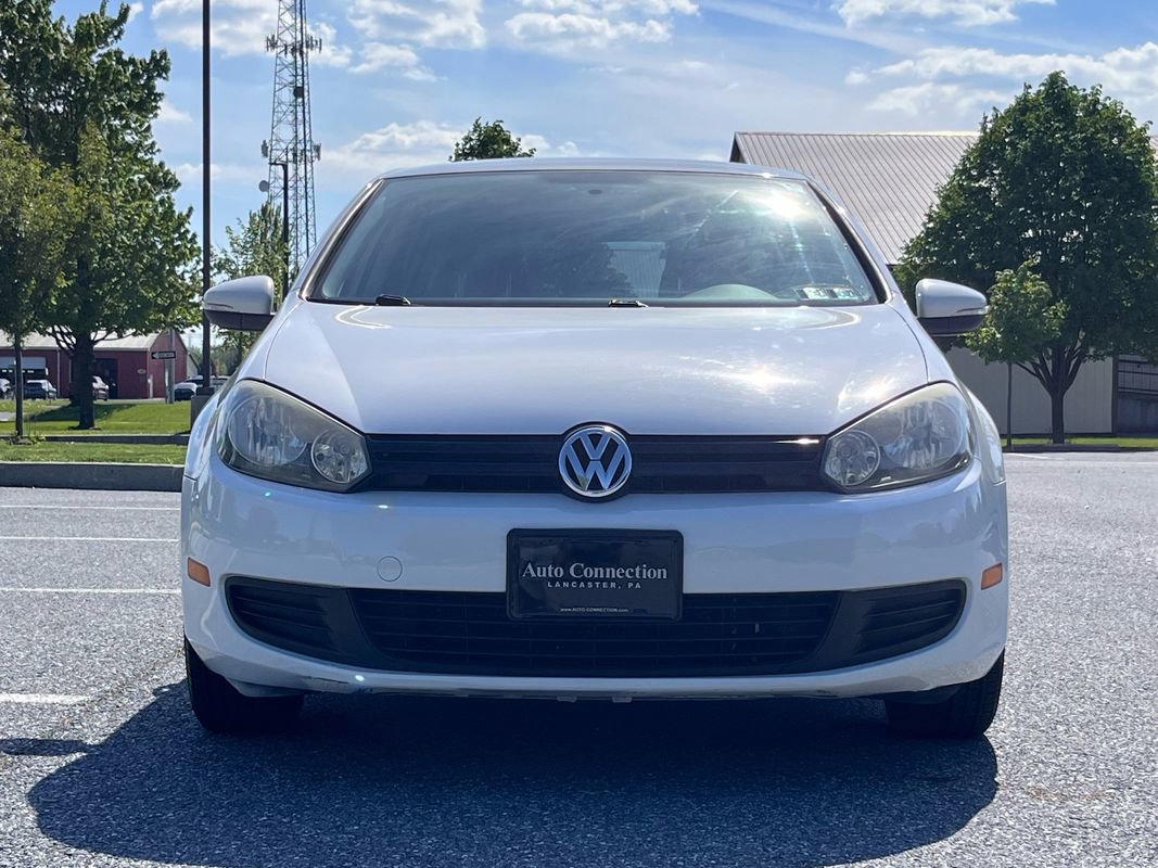 Used 2012 Volkswagen Golf 4-Door FWD image 3