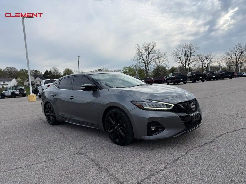 Used 2023 Nissan Maxima SR w/ Sport Mat Group image 11