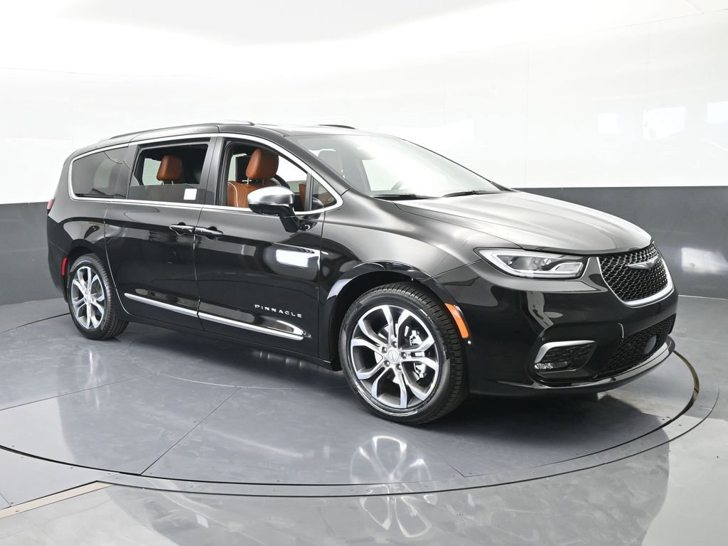 New 2026 Chrysler Pacifica Pinnacle image 8